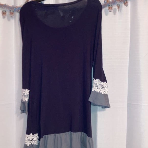 Tunic - Picture 4 of 4